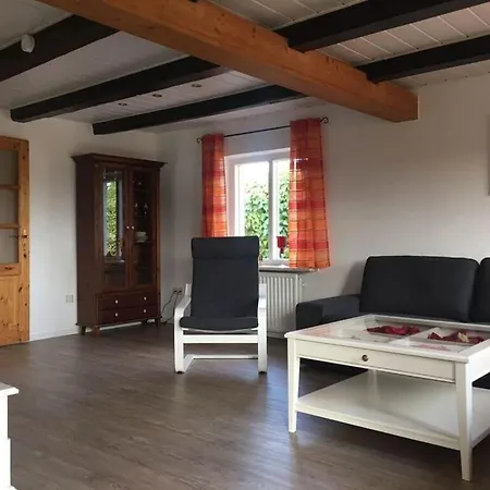 Farsighted Modern Retreat Taarstedt