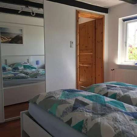 Farsighted Modern Retreat Taarstedt