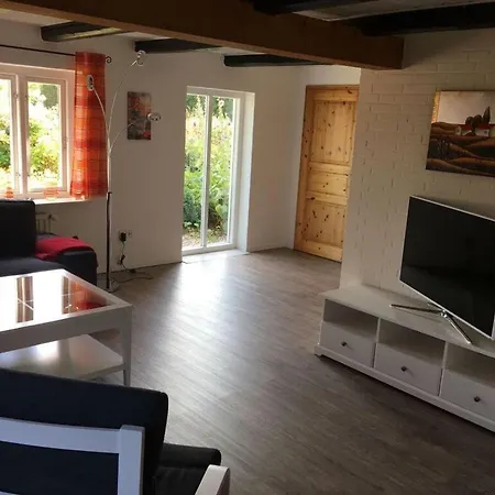 Farsighted Modern Retreat Taarstedt