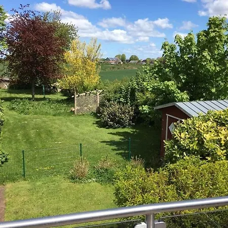 Farsighted Modern Retreat Taarstedt